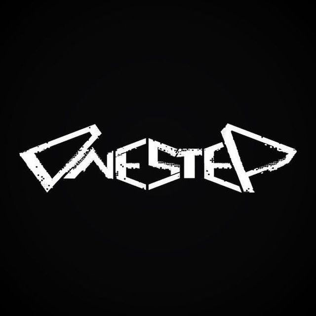 OnesteP band