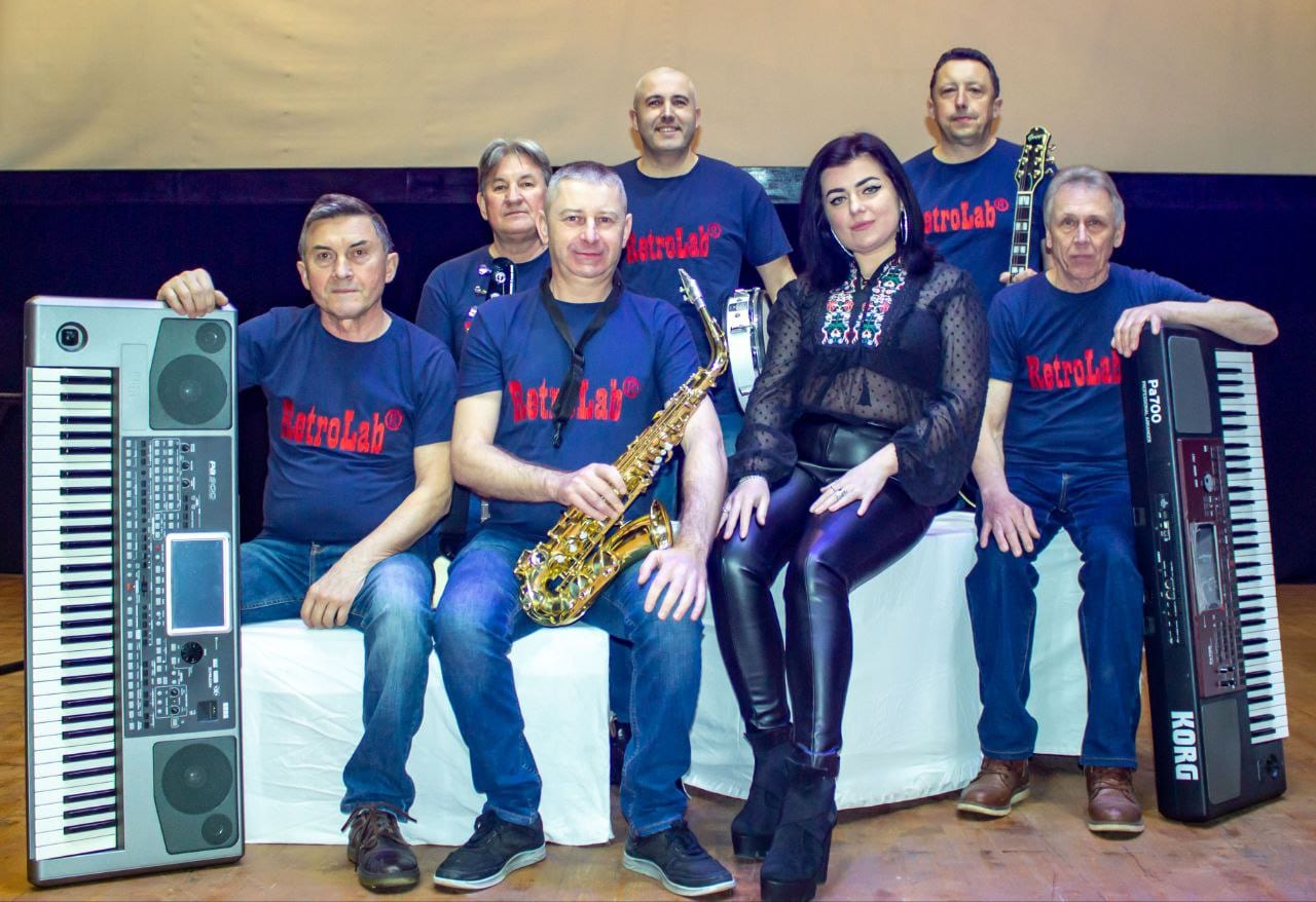Гурт RetroLab