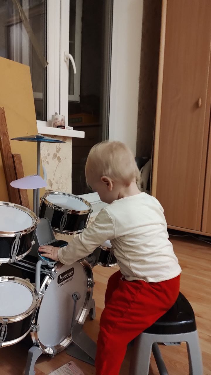 Дмитро