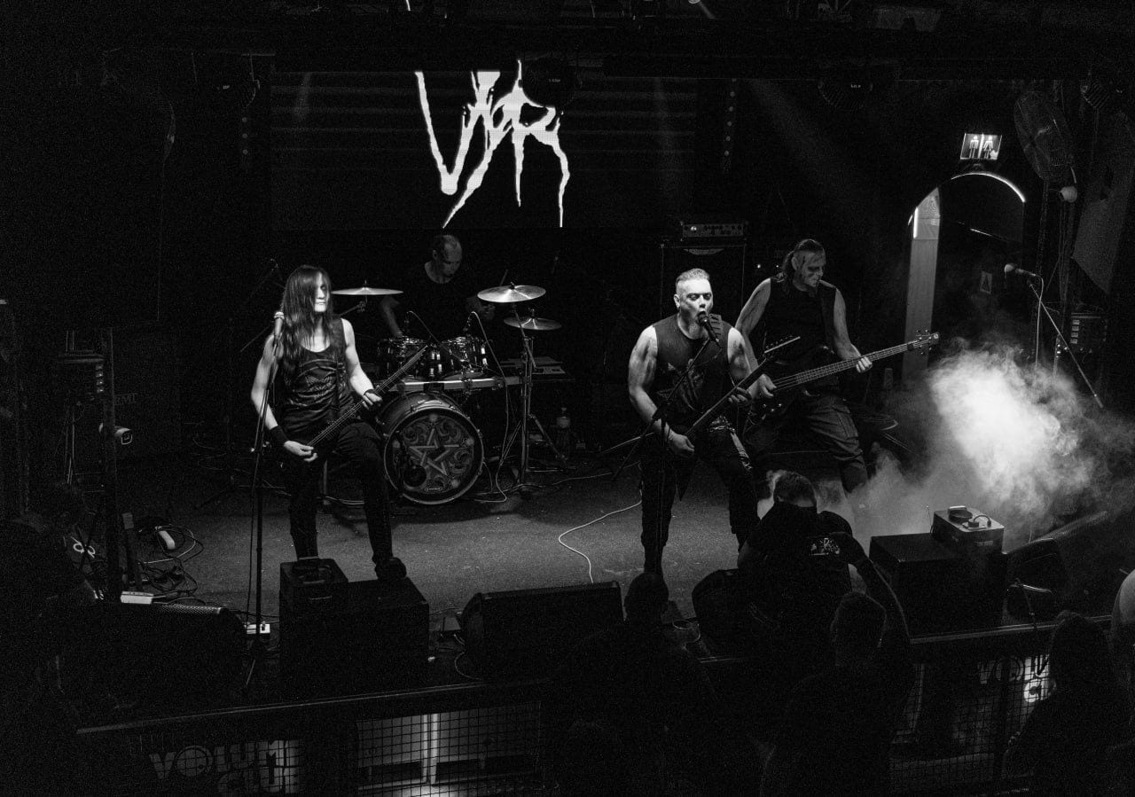 Vyr